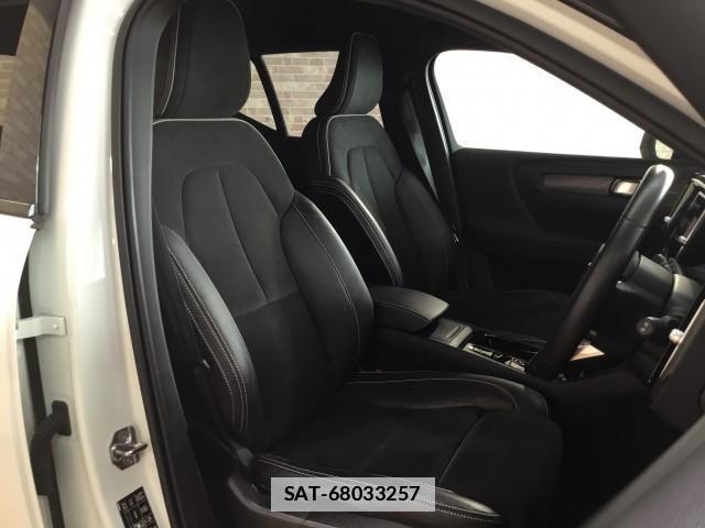 Volvo XC40 2021-04 7817803-9