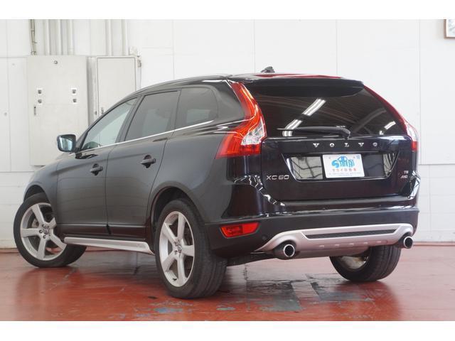 Volvo XC60 2010-06 7813575-11