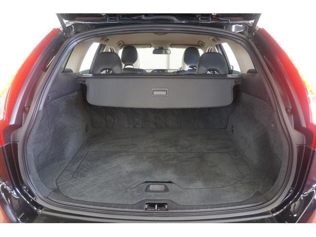 Volvo XC60 2010-06 7813575-8