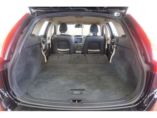 Volvo XC60 2010-06 7813575-9