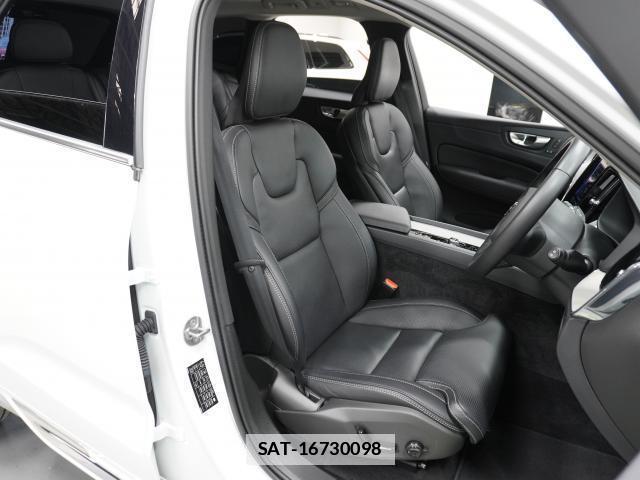 Volvo XC60 2024-12 7813730-12