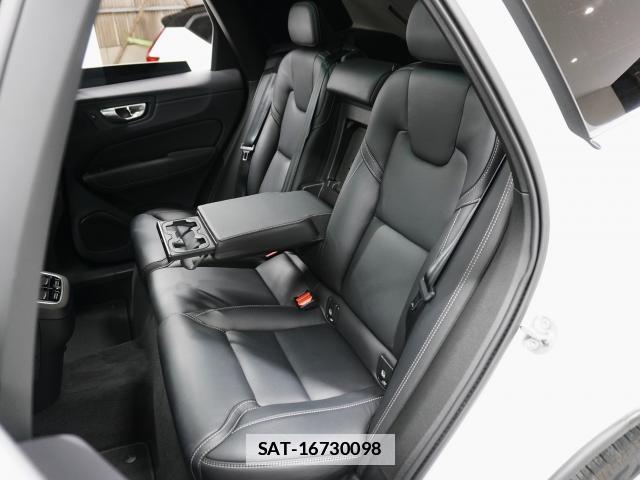 Volvo XC60 2024-12 7813730-14
