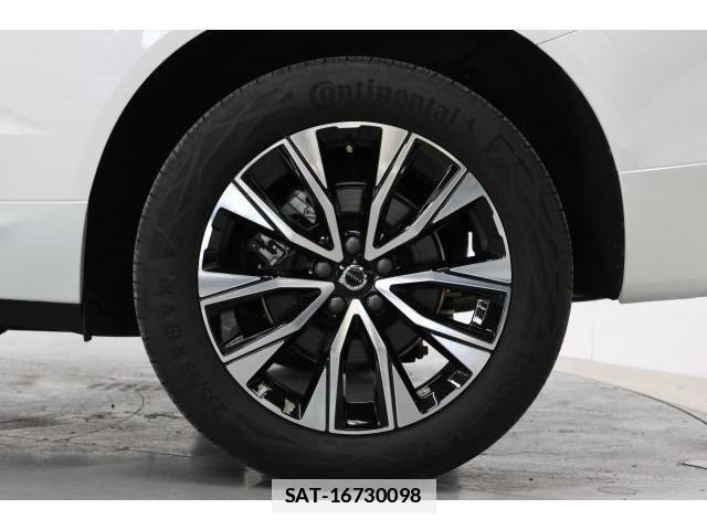Volvo XC60 2024-12 7813730-19