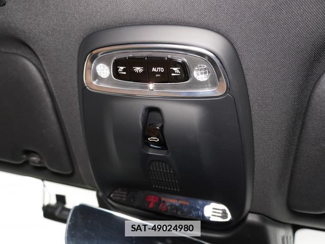 Volvo XC60 2017-11 7813733-10