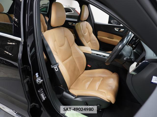 Volvo XC60 2017-11 7813733-11