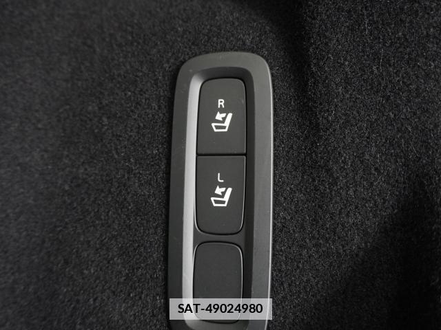 Volvo XC60 2017-11 7813733-14