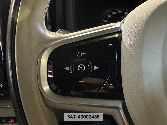 Volvo XC60 2020-12 7814114-13