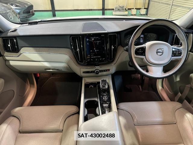 Volvo XC60 2020-12 7814114-2