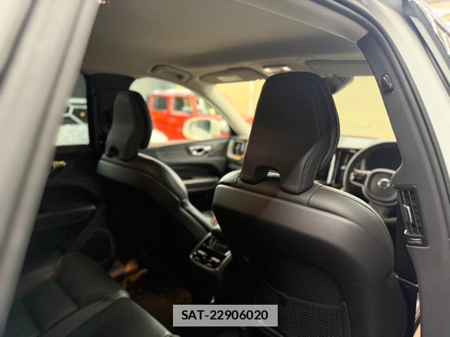 Volvo XC60 2018-08 7816876-3