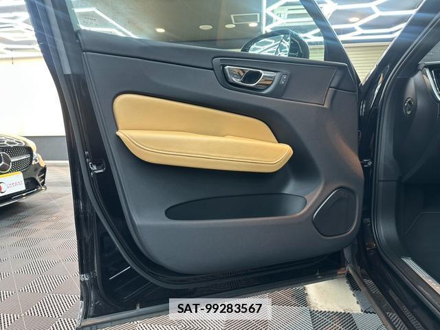 Volvo XC60 2017-12 7816918-12