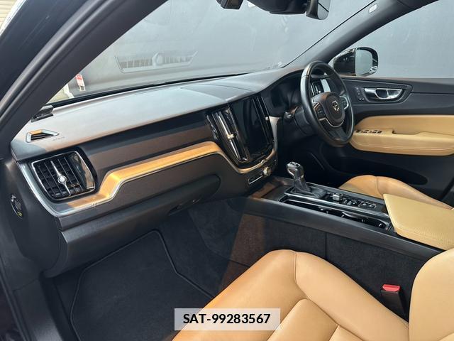 Volvo XC60 2017-12 7816918-2