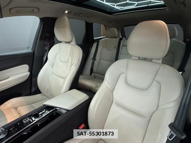Volvo XC60 2018-03 7816924-3