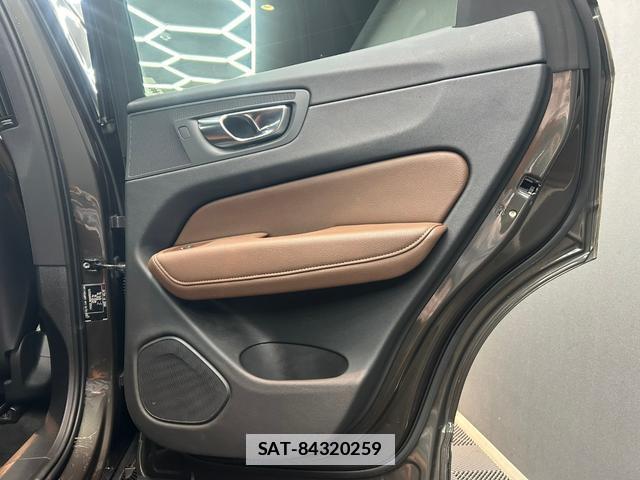 Volvo XC60 2021-06 7816927-3