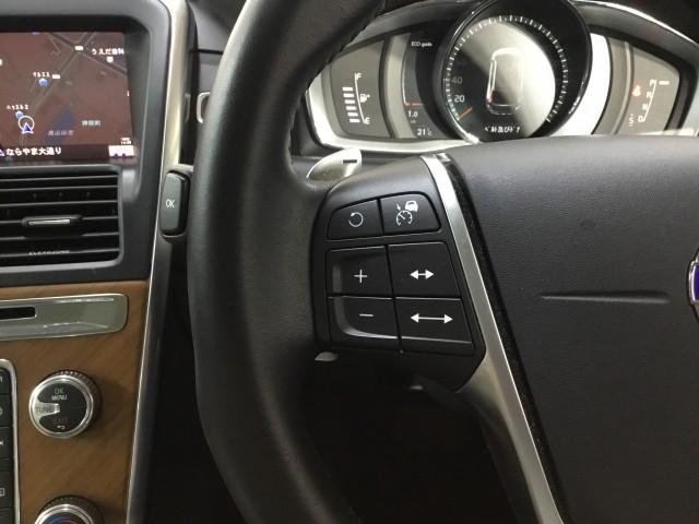 Volvo XC60 2017-05 7817851-16