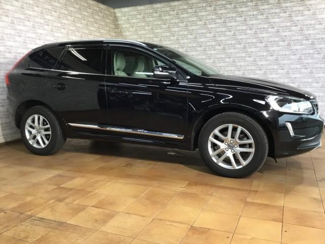 Volvo XC60 2017-05 7817851-7