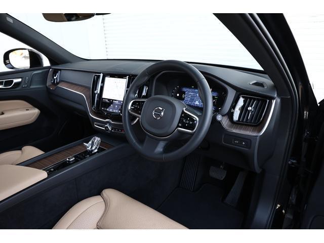Volvo XC60 2023-05 7818653-2