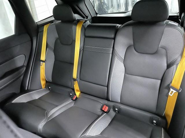 Volvo XC60 2020-11 7823352-6