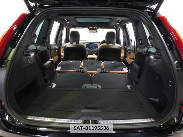 Volvo XC90 2023-09 7813698-17