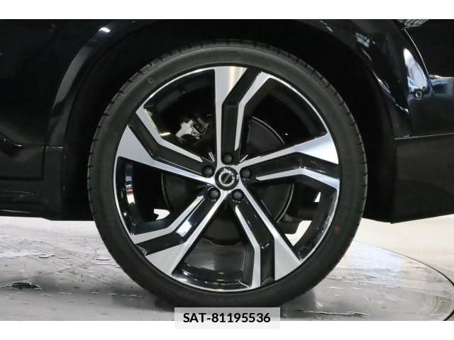 Volvo XC90 2023-09 7813698-18