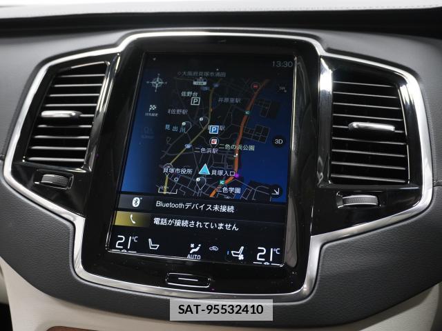 Volvo XC90 2019-06 7813723-4