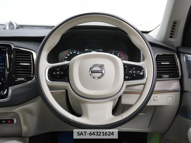 Volvo XC90 2021-12 7813732-3