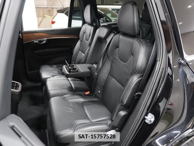 Volvo XC90 2019-09 7813738-12