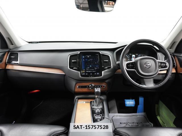 Volvo XC90 2019-09 7813738-2