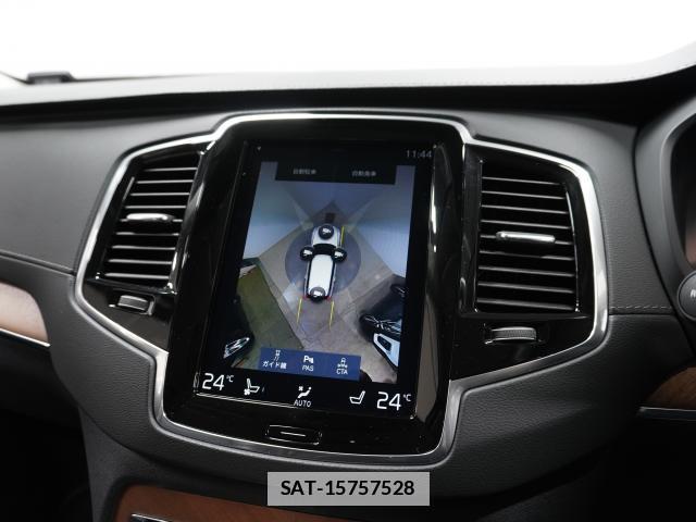 Volvo XC90 2019-09 7813738-5