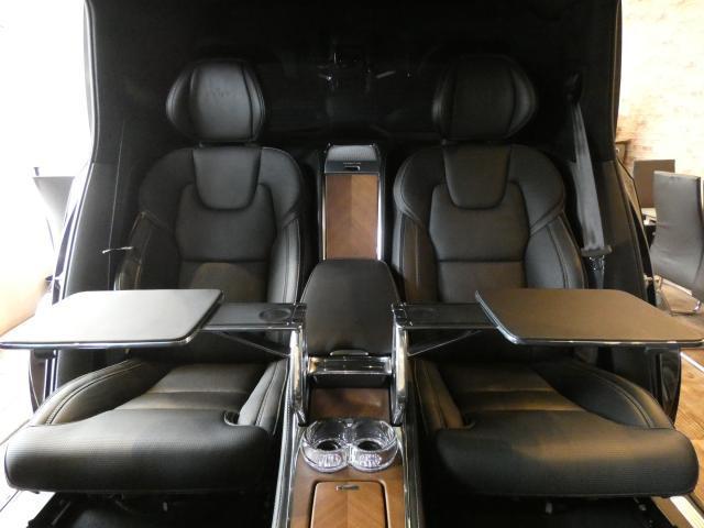 Volvo XC90 2017-11 7820226-9