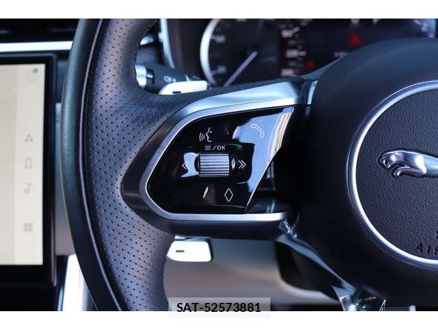 Jaguar XF 2022 7811807-11