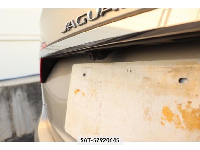 Jaguar XF 2017-03 7817189-12
