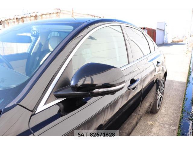 Jaguar XF 2016-03 7817199-10