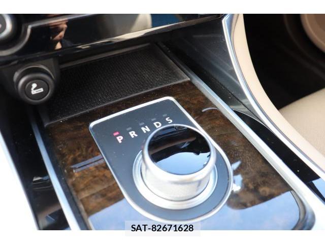 Jaguar XF 2016-03 7817199-15