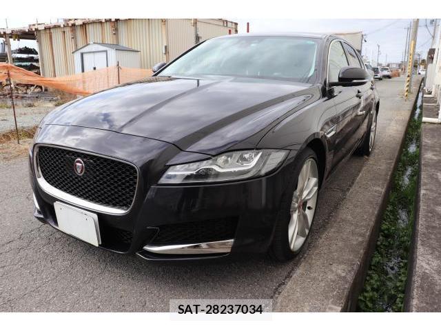 Jaguar XF 2016-10 7817201-12
