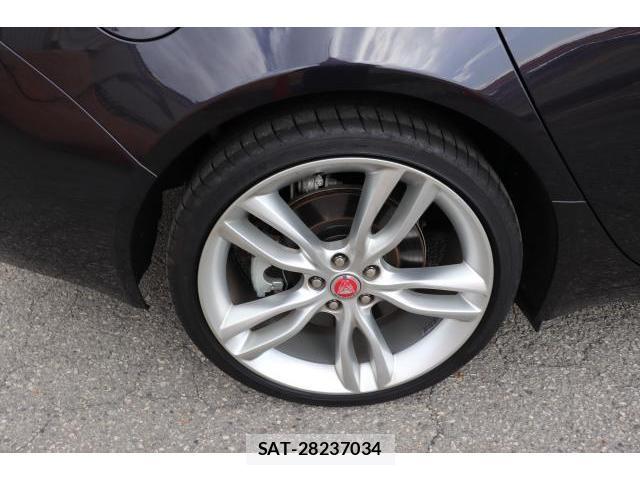 Jaguar XF 2016-10 7817201-18