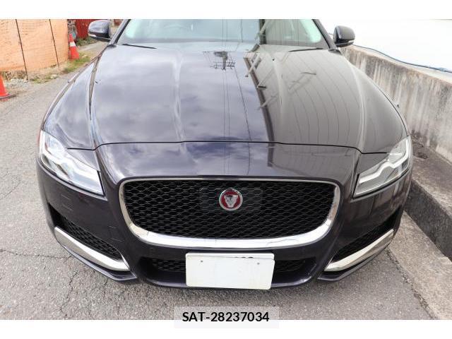 Jaguar XF 2016-10 7817201-9