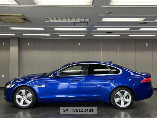 Jaguar XF 2017-03 7823299-8