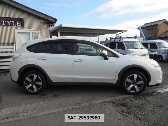 Subaru XV HYBRID 2014-01 7818578-1