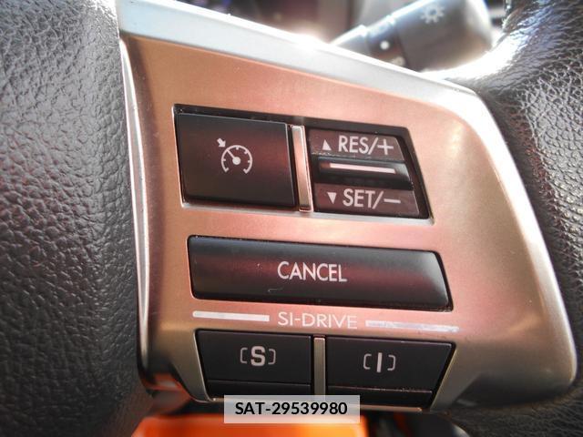 Subaru XV HYBRID 2014-01 7818578-10