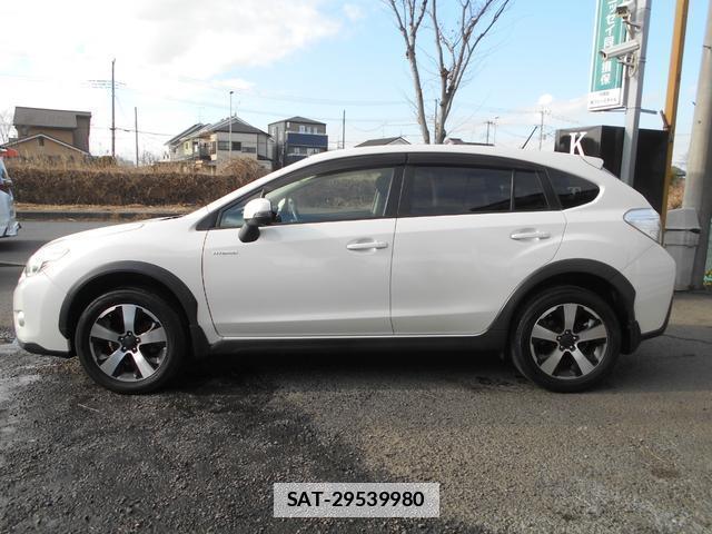 Subaru XV HYBRID 2014-01 7818578-3