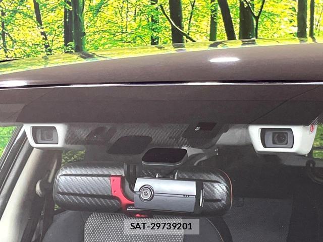 Subaru XV 2017-07 7812419-5