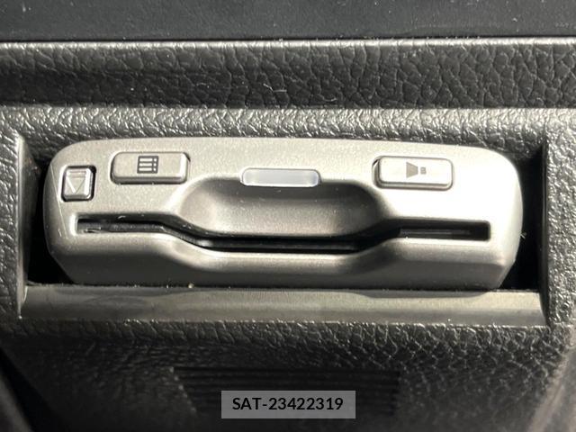 Subaru XV 2013-04 7812422-5
