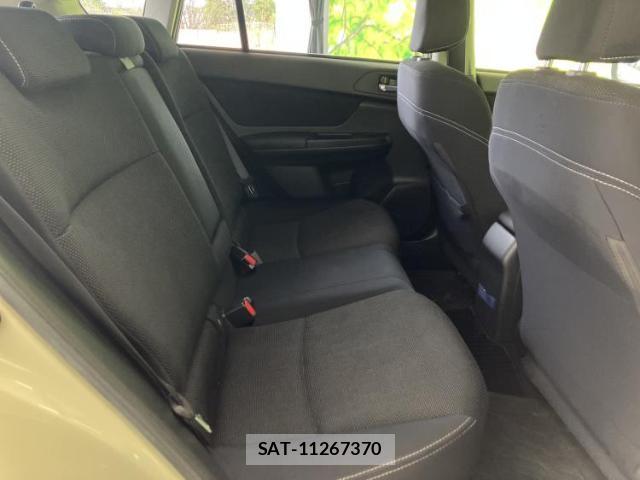 Subaru XV 2013-03 7813295-4