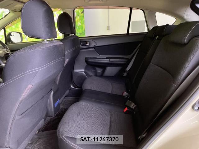 Subaru XV 2013-03 7813295-6
