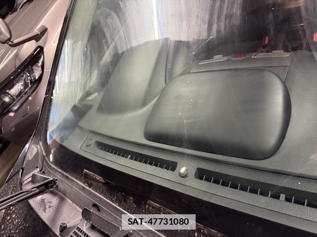 Subaru XV 2017-03 7814405-9