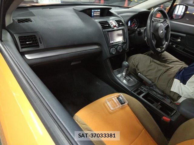 Subaru XV 2012-12 7814415-2