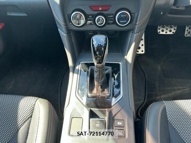 Subaru XV 2017-10 7815635-8