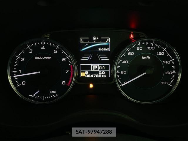 Subaru XV 2015-03 7816534-11