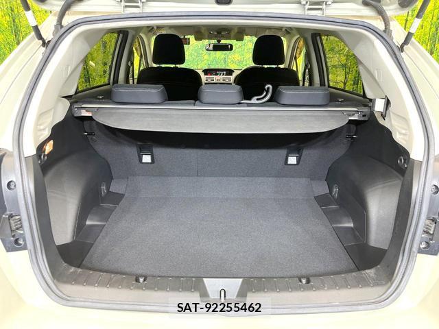 Subaru XV 2015-02 7818082-9