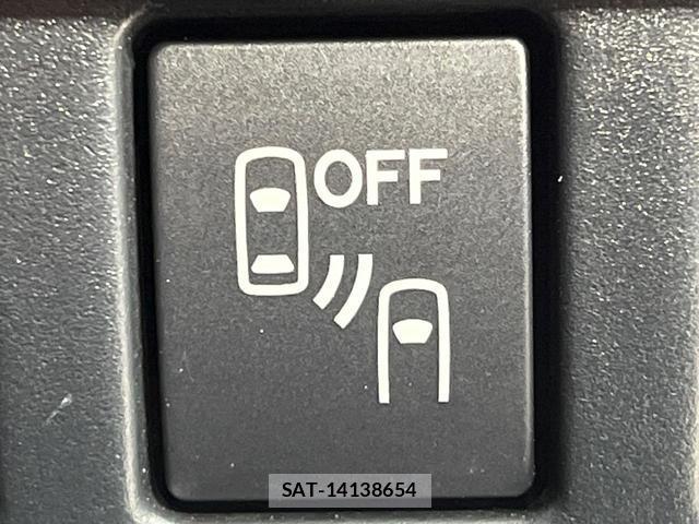 Subaru XV 2017-06 7820042-6